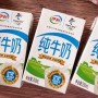 伊利全脂灭菌纯牛乳营养高吗、喝会胖吗